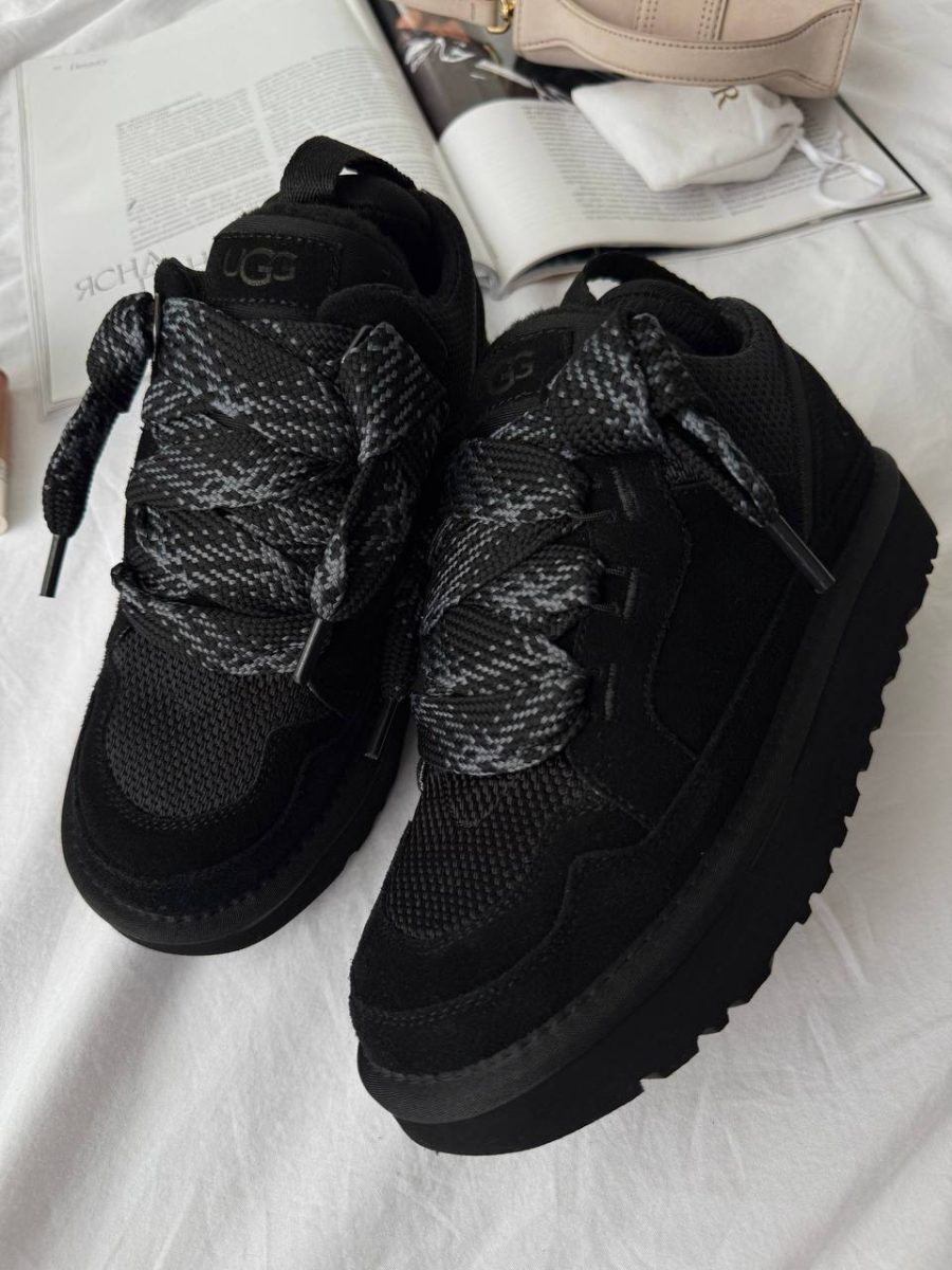 Ботинки UGG Lowmel Black