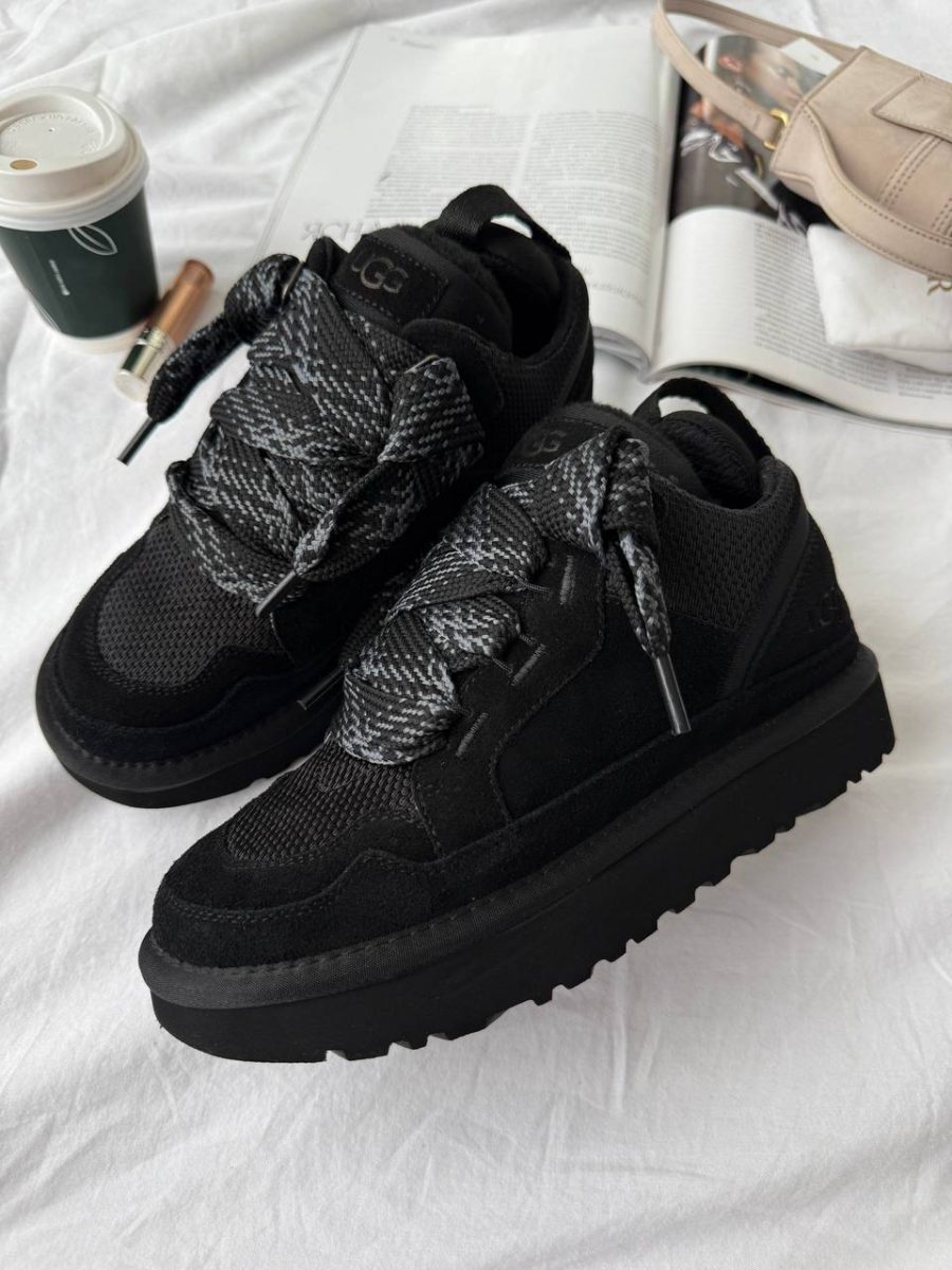 Ботинки UGG Lowmel Black