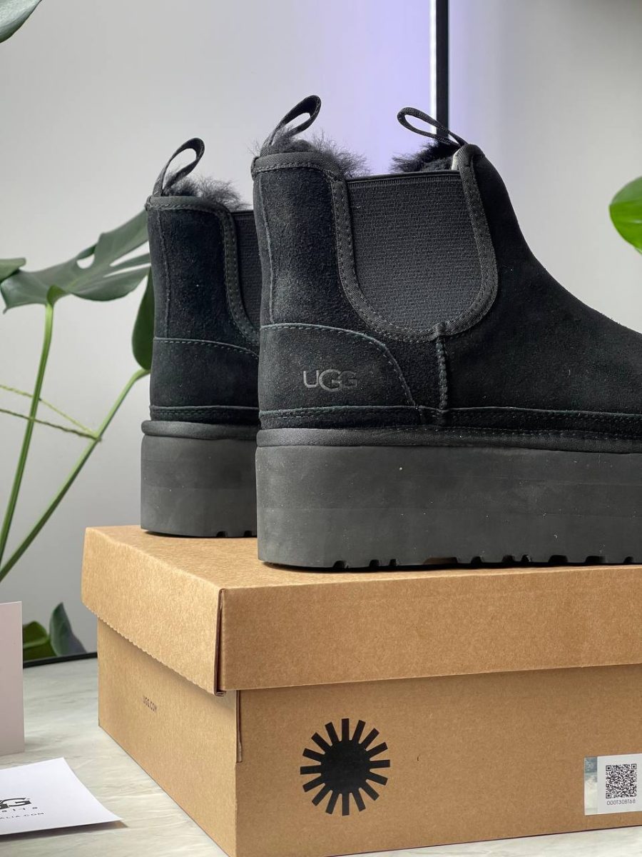 Ботинки UGG Neumel Chelsea Platform Black