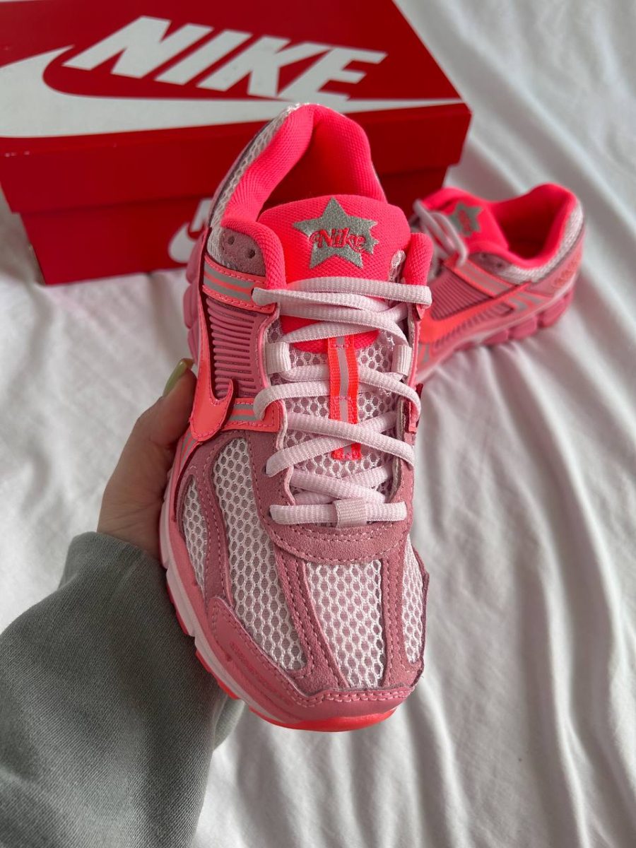 Кроссовки Nike Air Zoom Vomero 5 Barbie