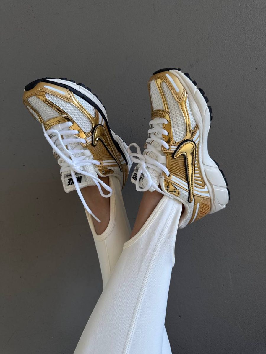 Кросівки Nike Air Zoom Vomero 5 Metallic Gold