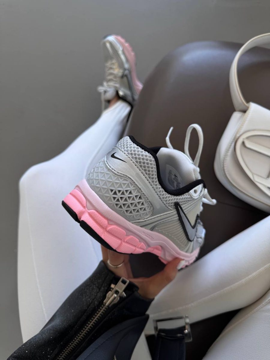 Кросівки Nike Air Zoom Vomero 5 Pink Foam