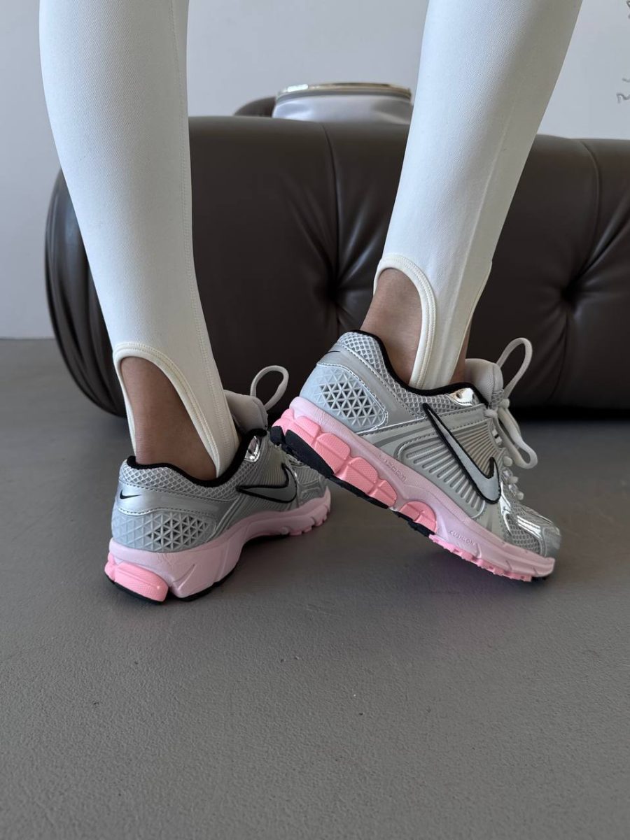 Кросівки Nike Air Zoom Vomero 5 Pink Foam