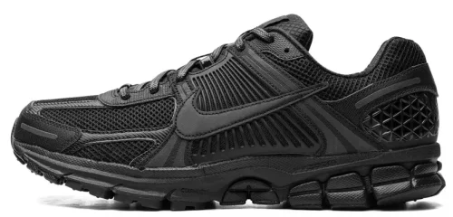 Кросівки Nike Air Zoom Vomero 5 Triple Black