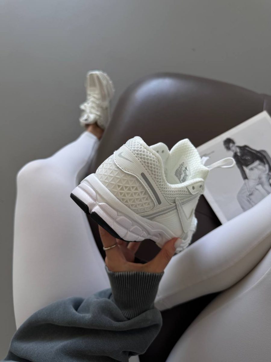 Кросівки Nike Air Zoom Vomero 5 Vast Grey