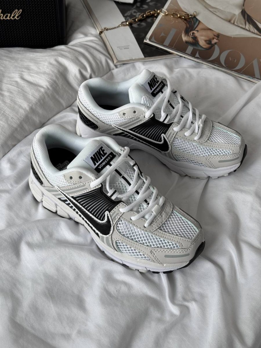 Кросівки Nike Air Zoom Vomero 5 White Black