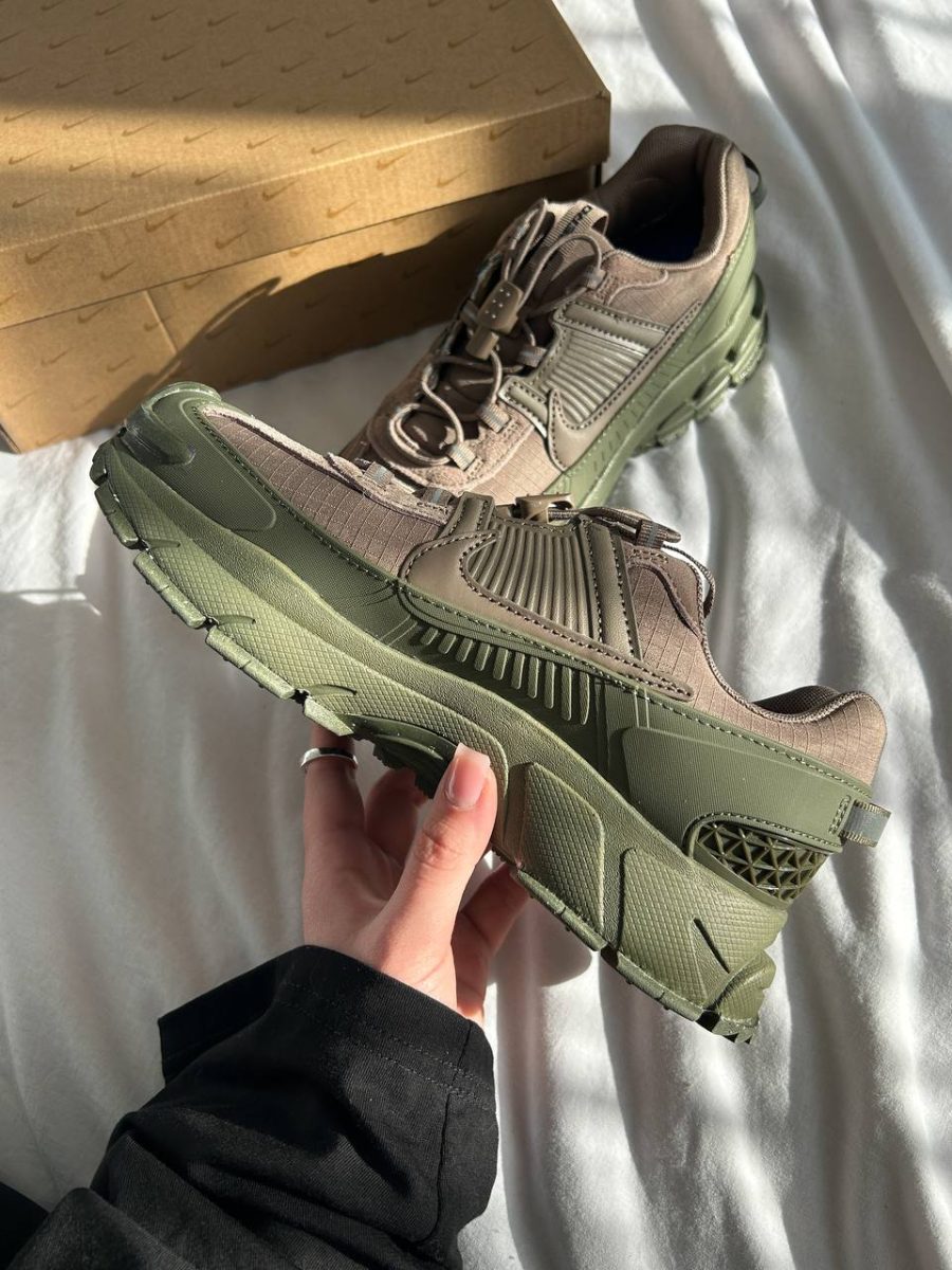 Кросівки Nike Air Zoom Vomero Roam Mink Brown Medium Olive