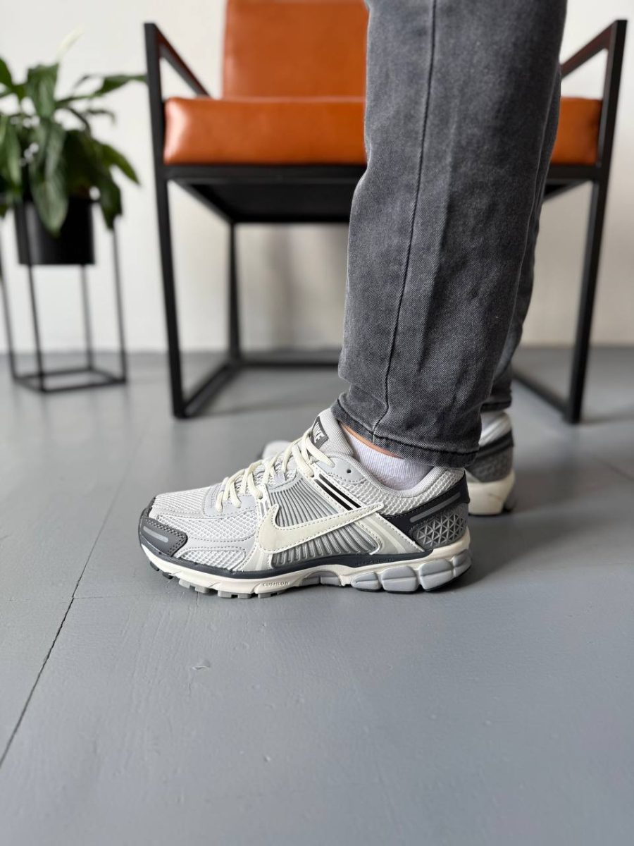 Кросівки Nike Zoom Vomero 5 Wolf Grey Cool Grey