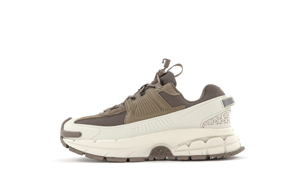 Кросівки Nike Zoom Vomero Roam Mink Brown