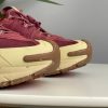 Кроссовки Nike Zoom Vomero Roam Team Red Gold
