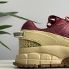 Кроссовки Nike Zoom Vomero Roam Team Red Gold