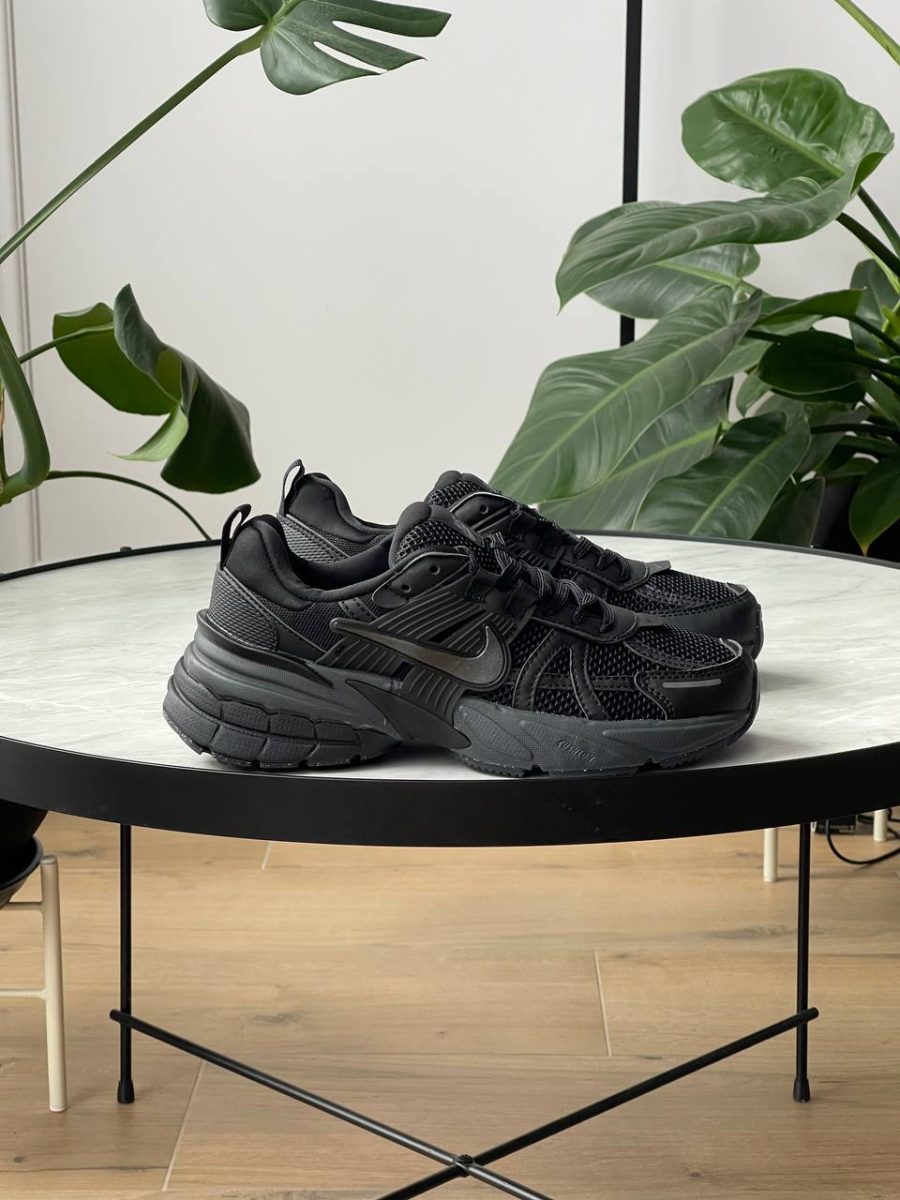 Кросівки Nike V2K Run Black Anthracite