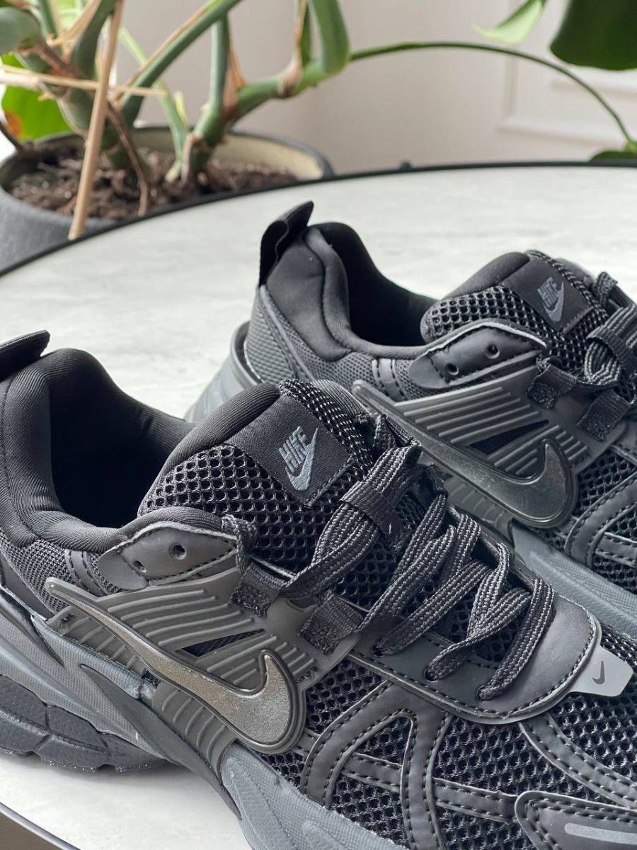 Кросівки Nike V2K Run Black Anthracite
