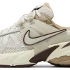 Кроссовки Nike V2K Run Light Orewood Brown