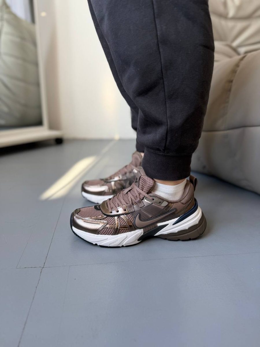 Кросівки Nike V2K Run Mink Brown
