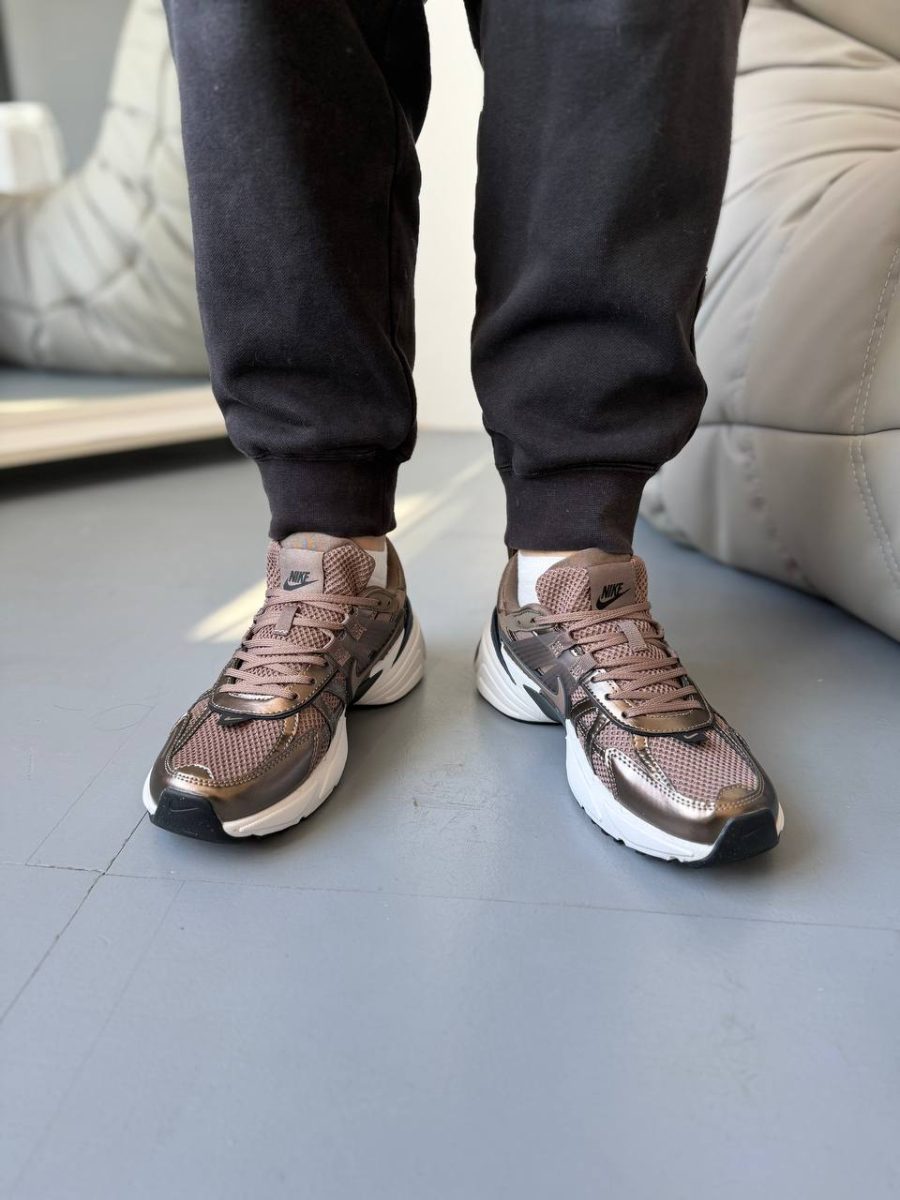 Кросівки Nike V2K Run Mink Brown