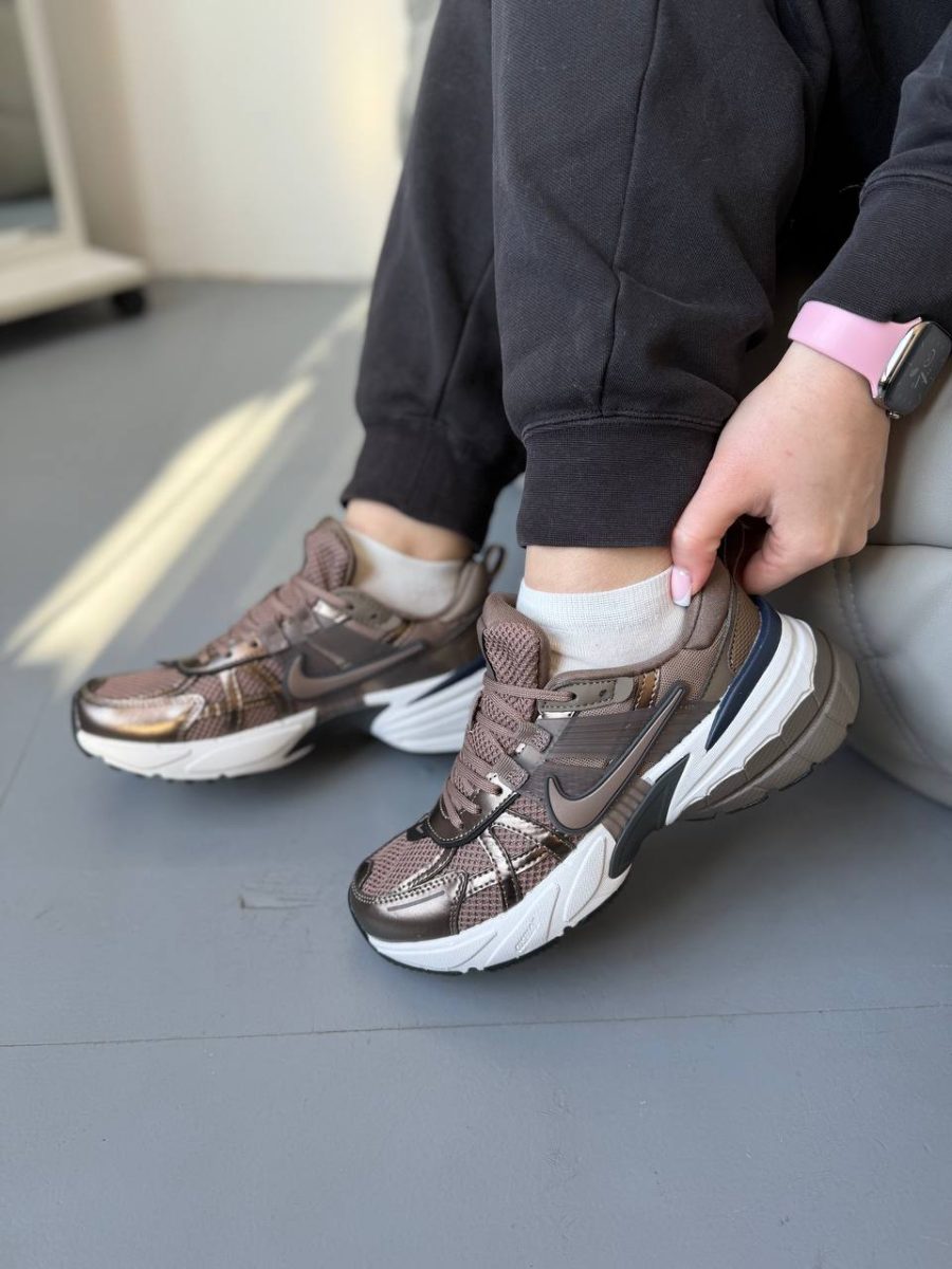 Кросівки Nike V2K Run Mink Brown