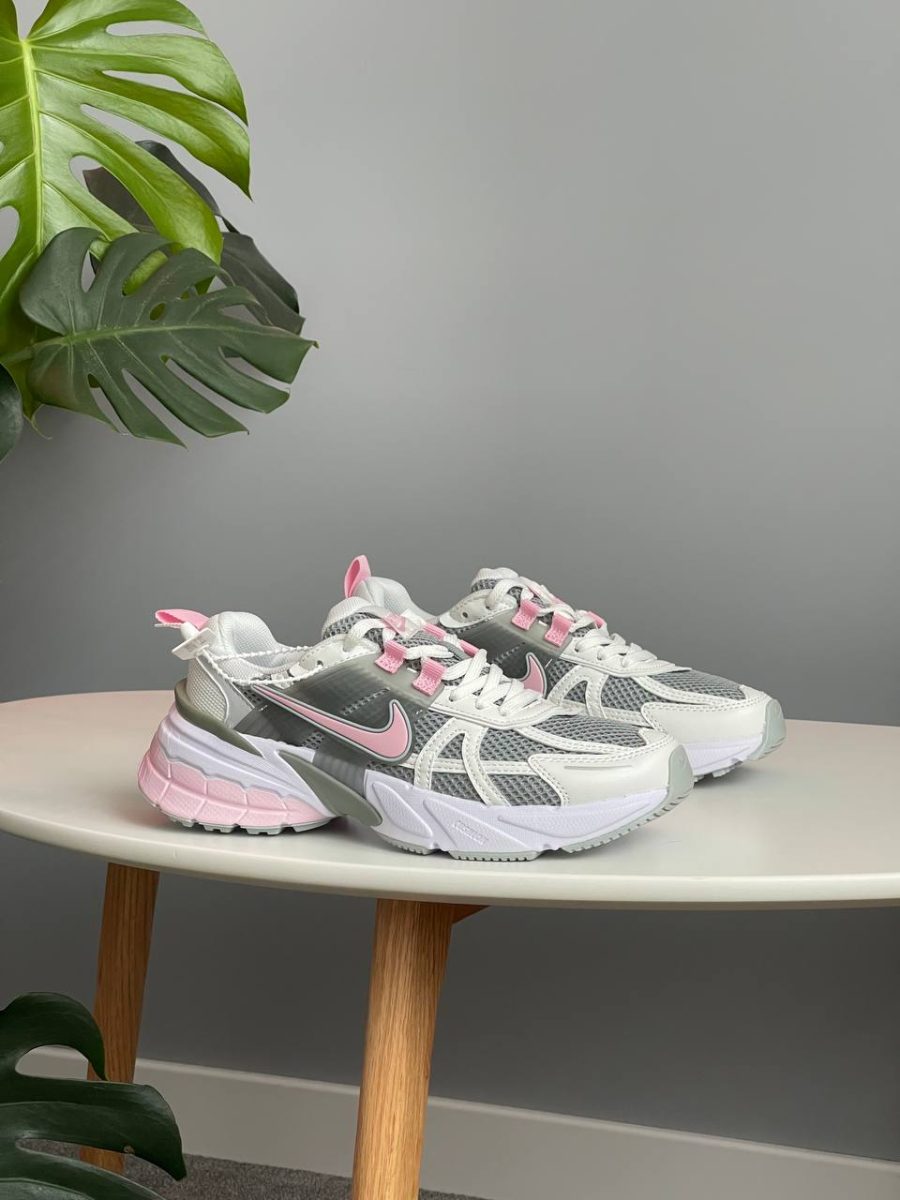 Кроссовки Nike V2K Run Pink Foam