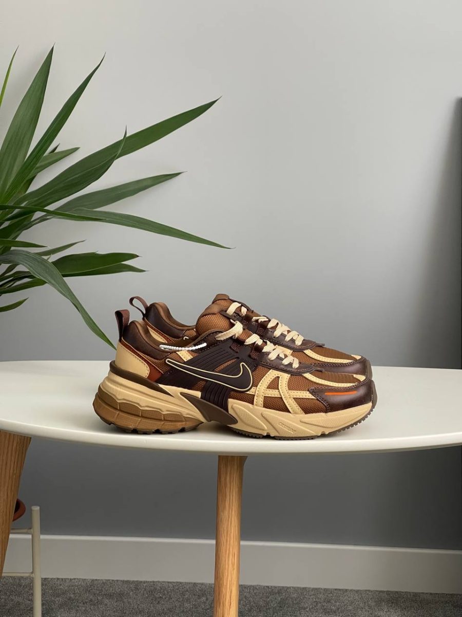 Кроссовки Nike V2k Run Light British Tan