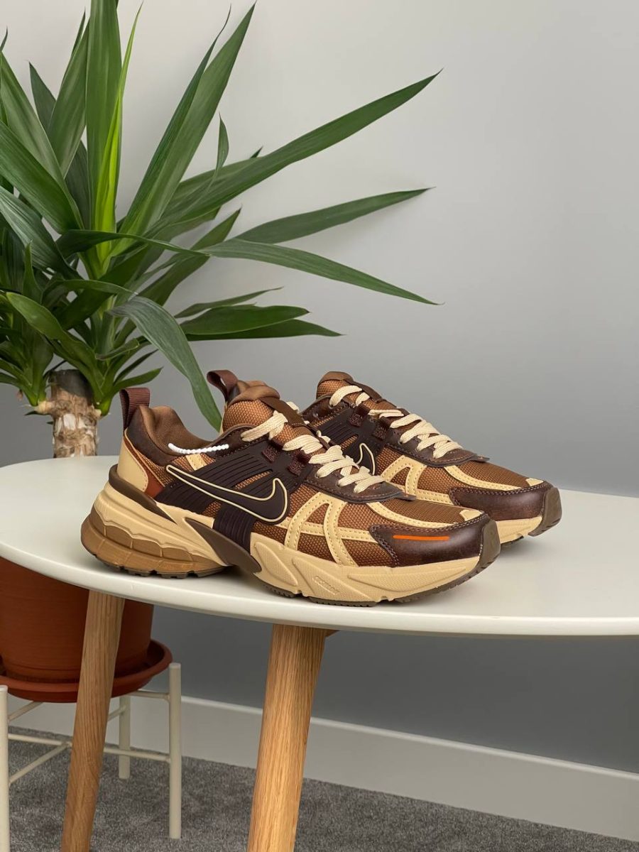 Кроссовки Nike V2k Run Light British Tan