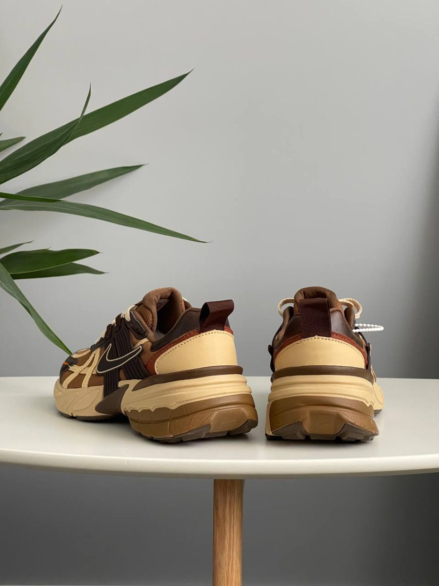 Кроссовки Nike V2k Run Light British Tan