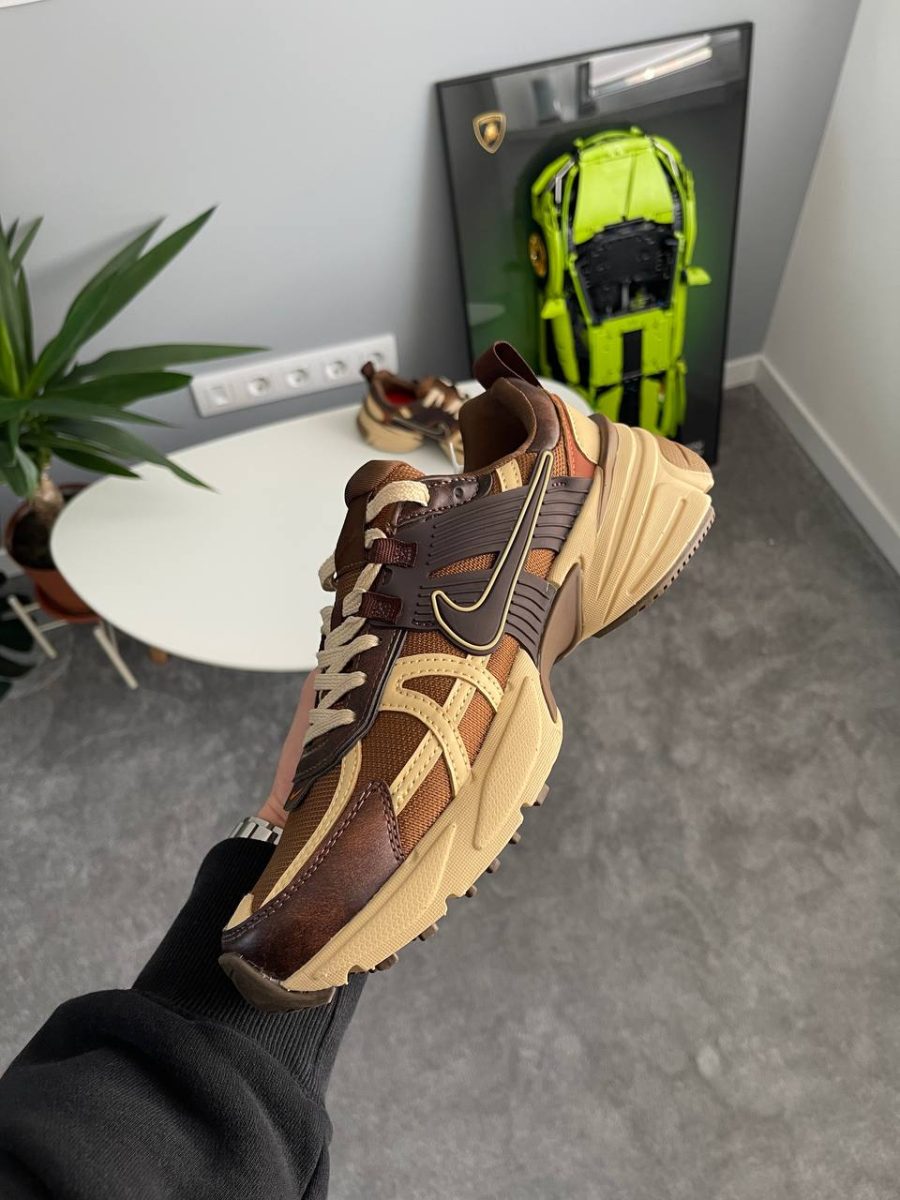 Кроссовки Nike V2k Run Light British Tan