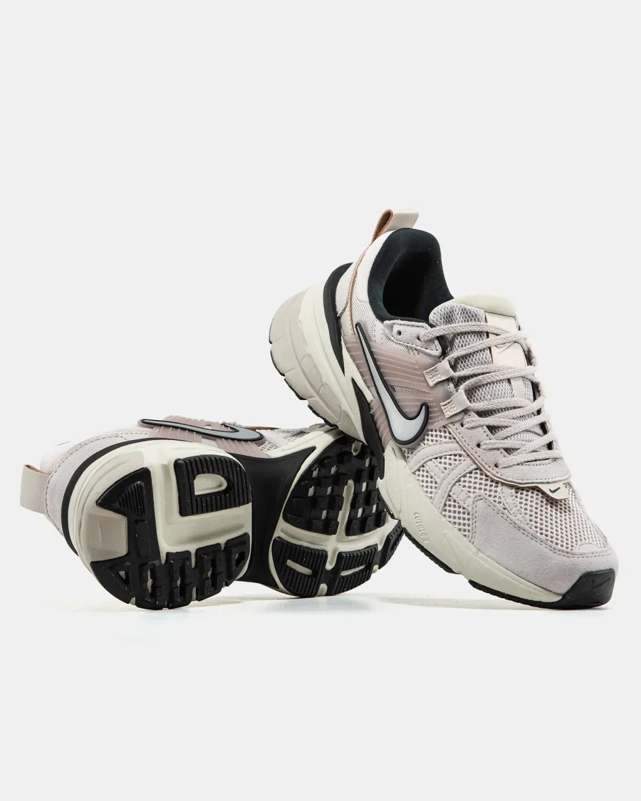 Кроссовки Nike V2K Run Pure Platinum Chrome