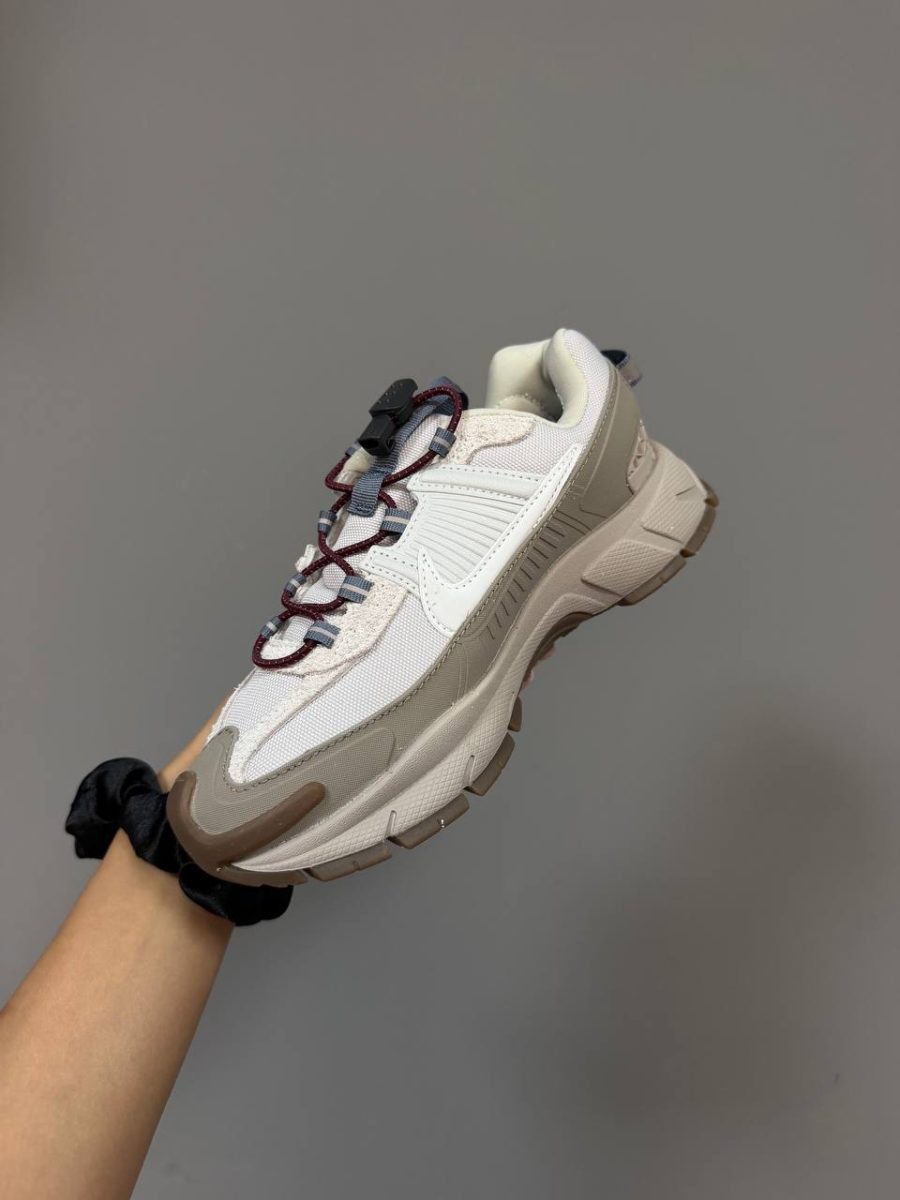 Кросівки Nike Zoom Vomero Roam College Grey Gum