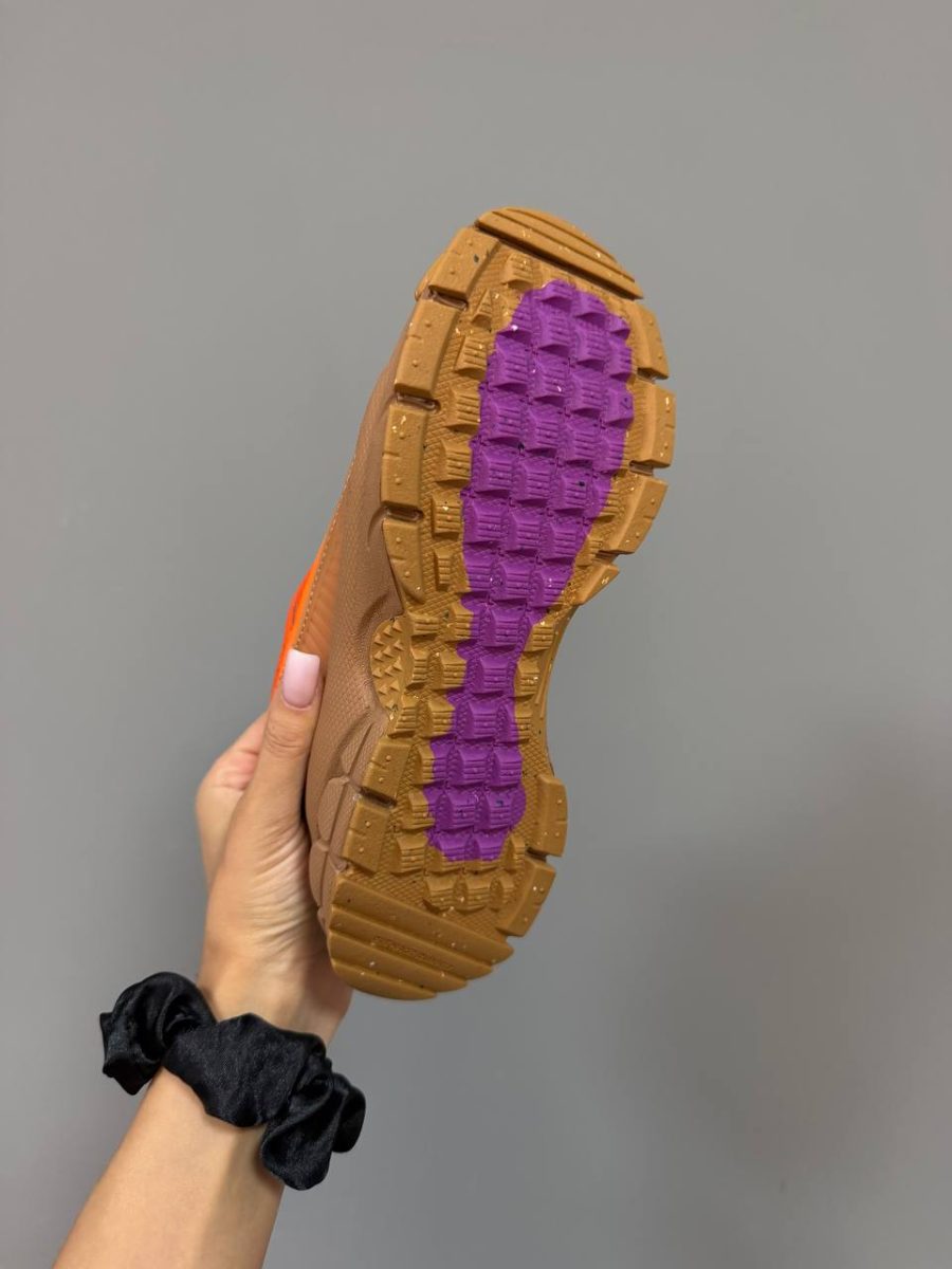 Кросівки Nike Zoom Vomero Roam Safety Orange