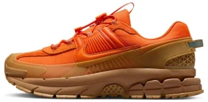 Кросівки Nike Zoom Vomero Roam Safety Orange